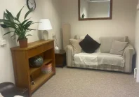 Light, modern and cosy counselling room in Fern